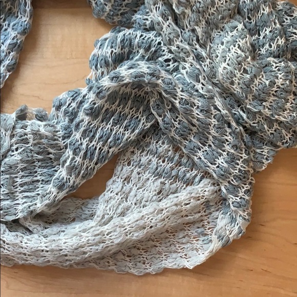 Urban Outfitters Ombré Scarf - Picture 2 of 3
